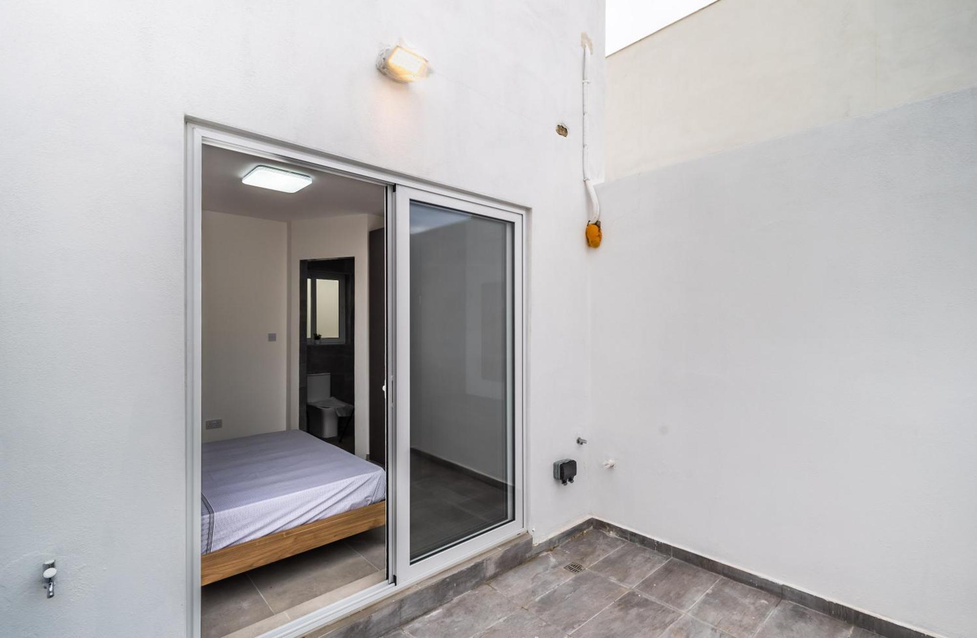 شقة Penthouse In خليج سانت بول المظهر الخارجي الصورة